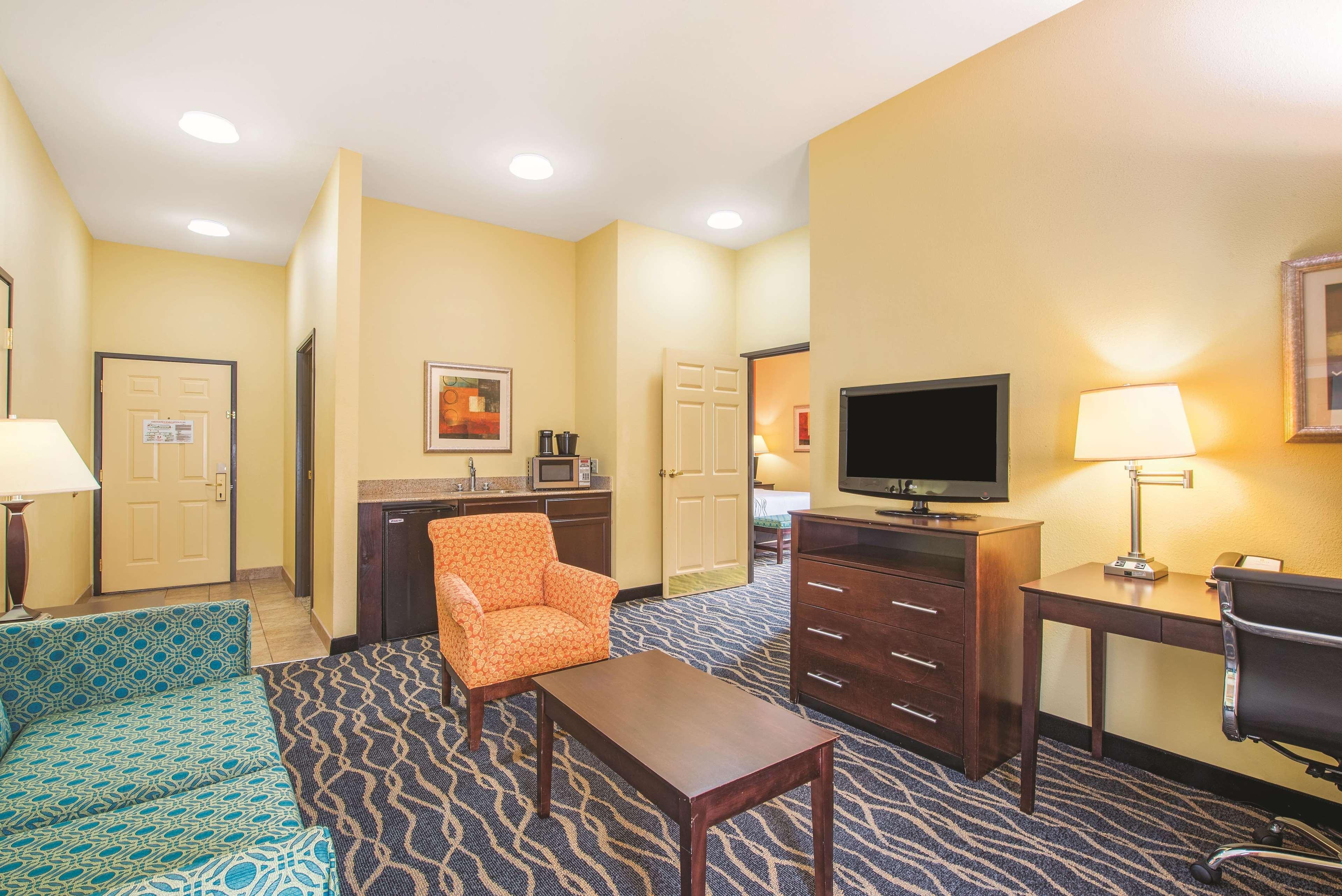 La Quinta By Wyndham Tulsa Airport / Expo Square Ξενοδοχείο Εξωτερικό φωτογραφία